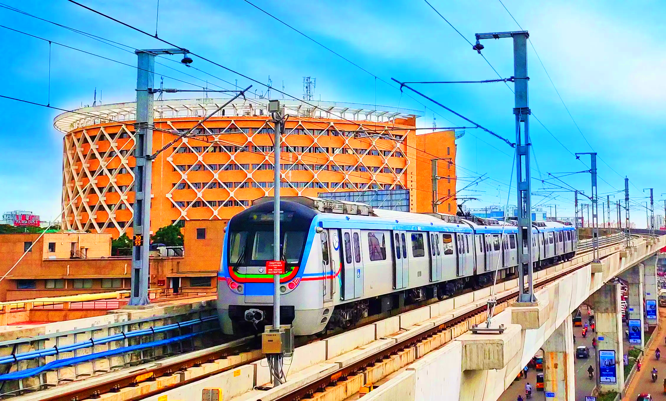Metro Advertising